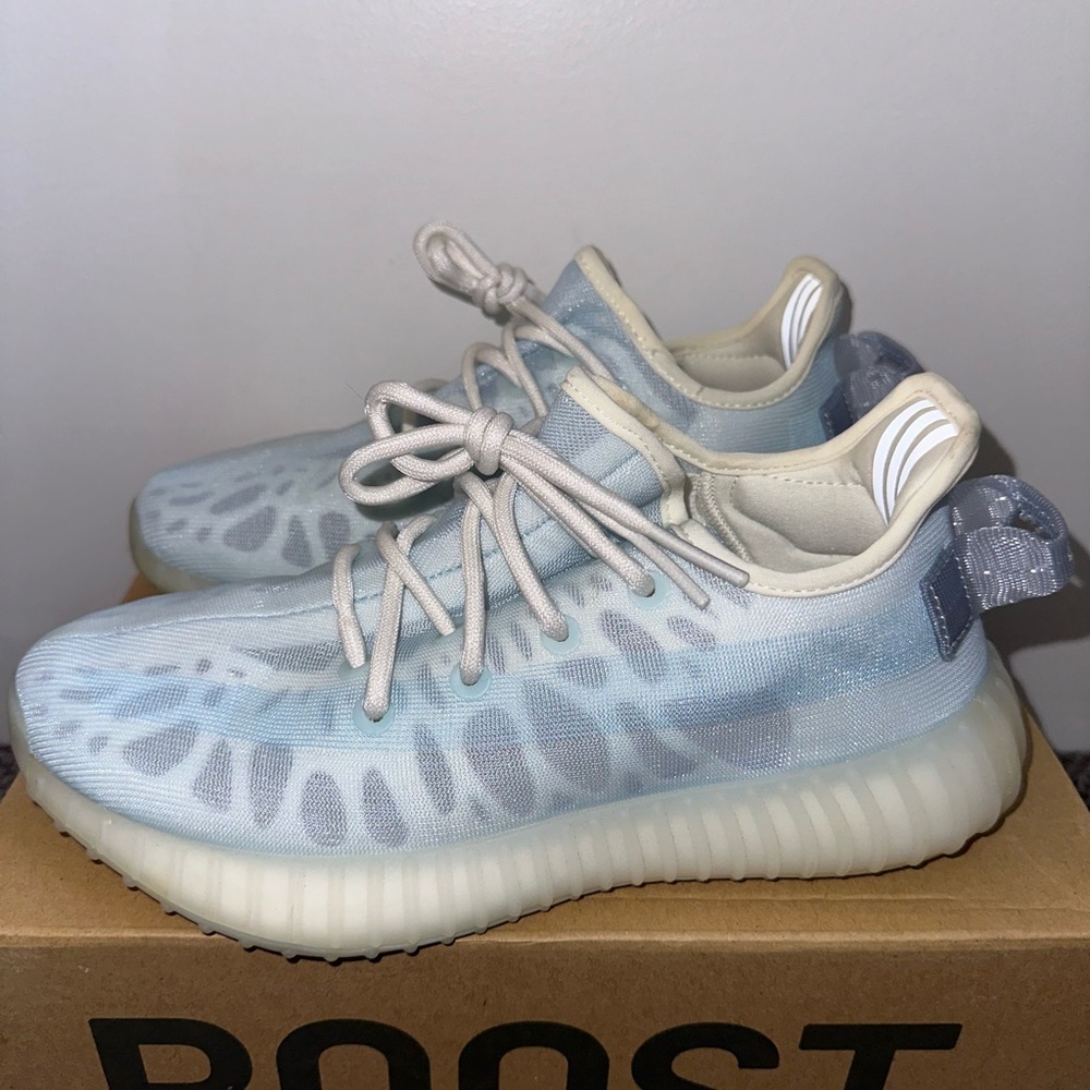 Yeezy Boost 350 ‘Mono Ice’ Men’s size 5.5